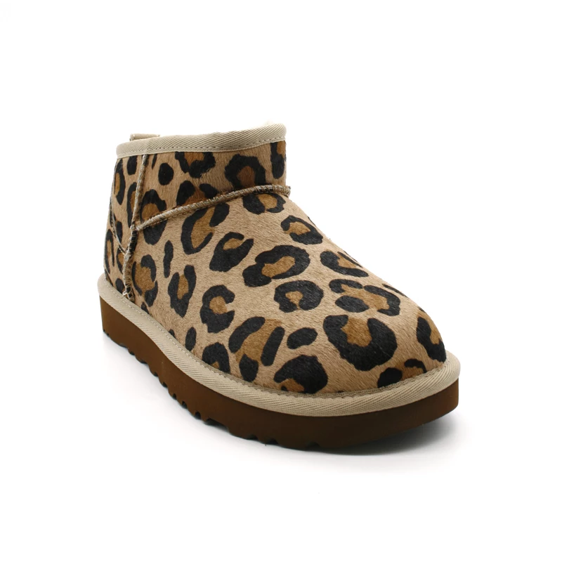 Boots Courtes UGG Classic Ultra Mini Spotty 1134523 2 Boots Courtes UGG Classic Ultra Mini Spotty 1134523 – Image 2