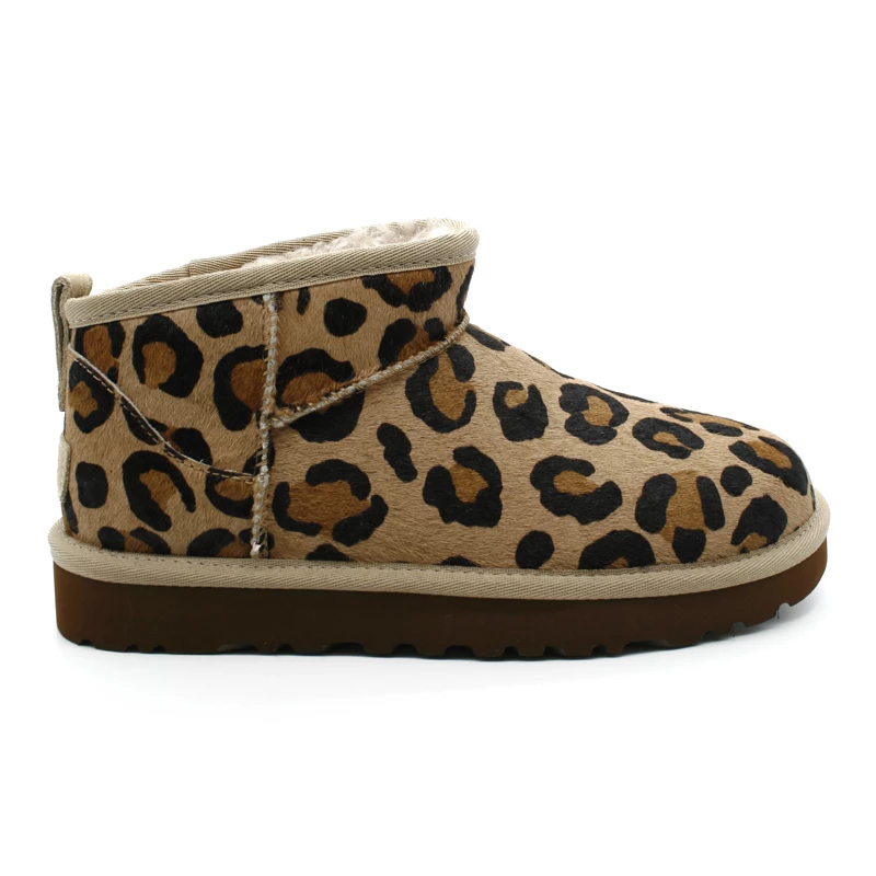 Boots Courtes UGG Classic Ultra Mini Spotty 1134523 1 Boots Courtes UGG Classic Ultra Mini Spotty 1134523