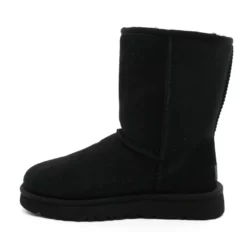 Boots Fourrée UGG Classic Short II -Infinyt Soldes Boutique boots fourree ugg classic short ii 3